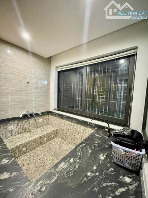 Bán Liền kề Thịnh Liệt, Hoàng Mai DT 78m*5T, MT 5m, vừa ở vừa làm VP giá chỉ 18 tỷ - 5