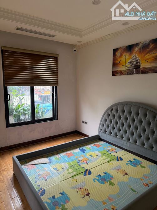 BÁN TOÀ VĂN PHÒNG MẶT PHỐ LẠC LONG QUÂN 68m2 - 8T THANG MÁY - MT 6m - 44 TỶ - KINH DOANH - 4