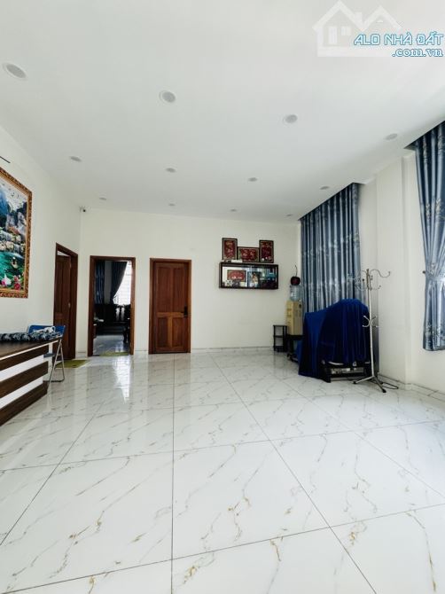 Bán Biệt Thự HXT Đường 18B, BHHA, Bình Tân, DT 250m2 - 12.5 × 20 - 3 tầng, Giá 28.5 Tỷ TL. - 4