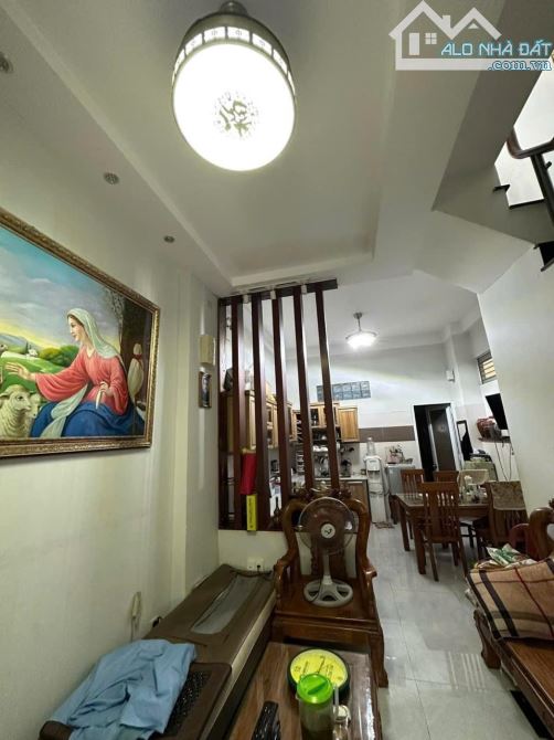 bán nhà HXH Trần Thị Trọng(Cống lỡ) 58m2.2 tầng. sân thượng 4.1/4.9X15. giá 6.5T - 4