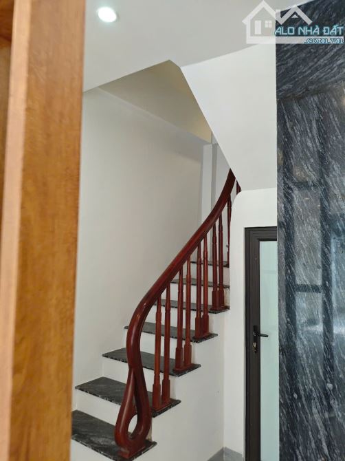 Bán Nhà Mặt Ngõ Ô Tô 101 Phố Trạm, Thang Máy, Ngõ Thông DT: 41m/7 Tầng/12 Tỷ - 4