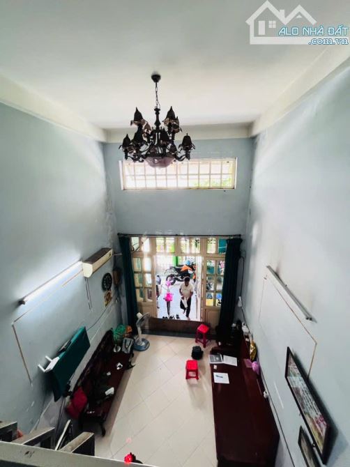 Bán nhà 3 tầng mặt tiền đường Hồ Thành Biên gần đường Phạm Hùng P5Q8 chỉ nhỉn 7 tỉ - 4