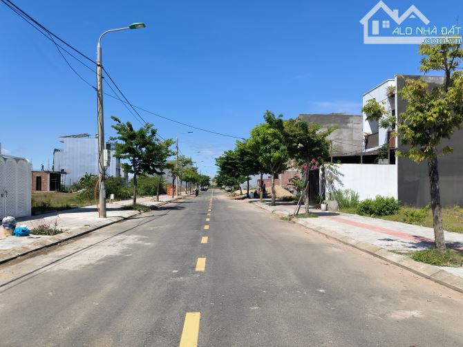 Chính Chủ Anh Ngọc Bán Đất Nam Hòa Xuân Đường Trương Quang Được 10m5 Hướng Nam Giá 3.5 Tỷ - 4