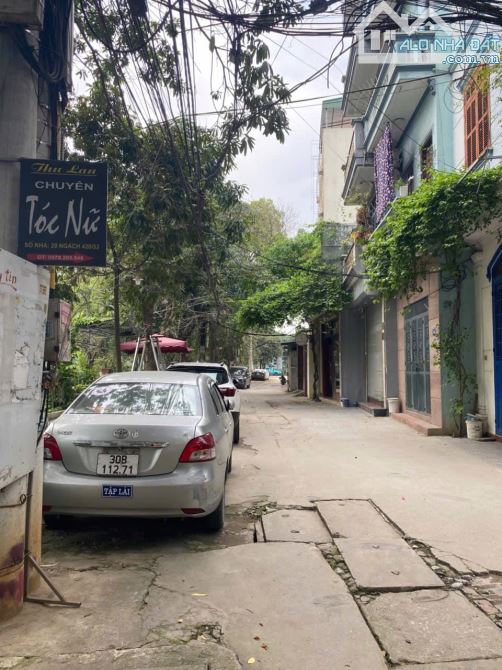NHÀ ĐẸP GIÁ TỐT ! Kim giang - Ngõ thoáng - ô tô qua - 4 tầng - 25m2 - Chỉ 5.95 tỷ - 4