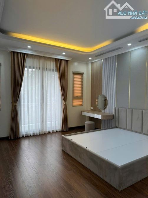 Nguyễn Văn Linh - Long Biên 77m x 7 tầng, mặt tiền 4.5m, giá 19.5 tỷ thương lượng - 4