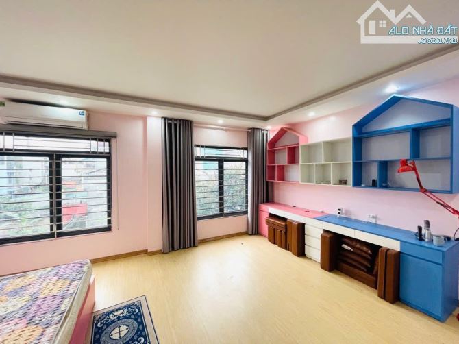 SIÊU PHẨM HÀ ĐÔNG CÓ THANG MÁY, 5 TẦNG, MẶT TIỀN 5.5M, GẦN CHỢ, GẦN NGÃ 5 HÀ TRÌ GIÁ 7.6 T - 4