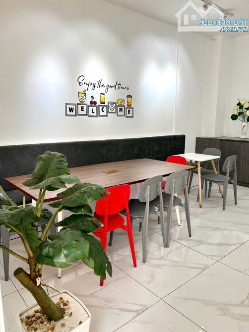 💒 Mặt tiền Trần Hưng P11, Q5. - DT: 64m² (4 ×16) 5 tầng. Giá 27 tỷ TL. - 4