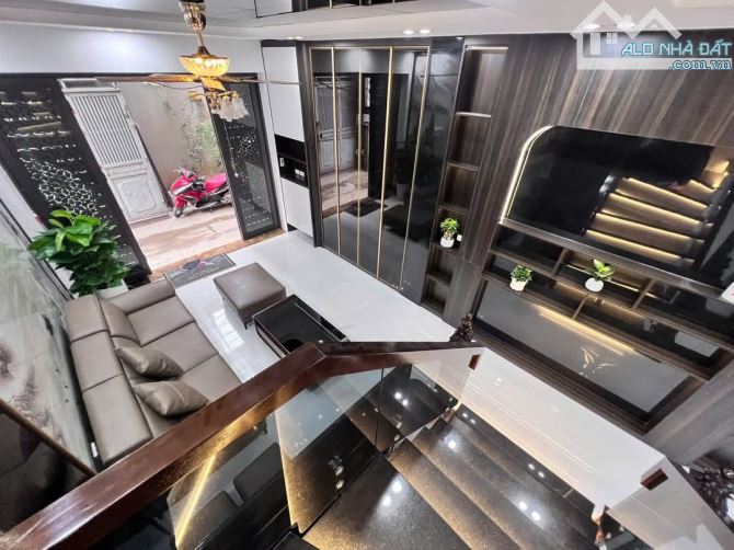 BÁN NHÀ LÊ TRỌNG TẤN Ô TÔ 44M, 4T, 13,5 TỶ - NHÀ ĐẸP Y HÌNH, THANH XUÂN. NGÕ - 4