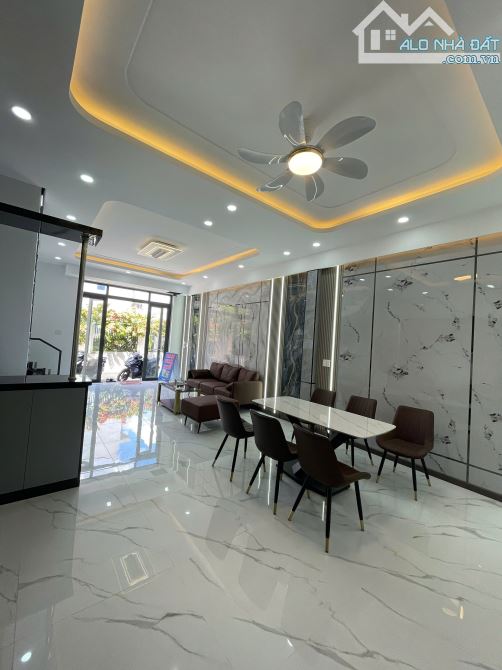 NHÀ LẦU HIỆN ĐẠI PHƯỜNG TÂN TRIỀU - 4