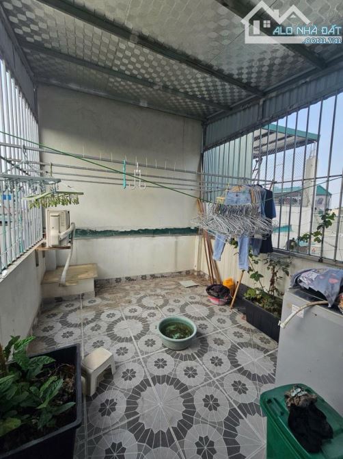 ❌Bán Nhà Lạc Long Quân - Cầu Giấy - 32m2 x 5 tầng - 6 tỷ 1 - 100m ra phố. - 4