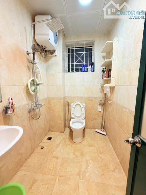 🔥GIÁ TỐT - BÁN NHÀ GIẢI PHÓNG - Ô TÔ ĐỖ CỬA - Ở NGAY - 70M - 3.7 TỶ - 4