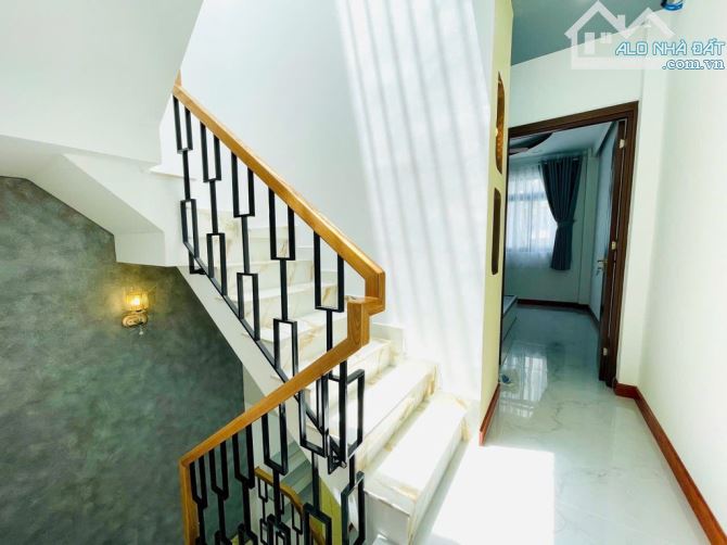 Bán nhà không lộ giới Ngô Gia Tự Q.10, Full nội thất sang xịn mịn, nở hậu, nhích 8 tỷ - 4