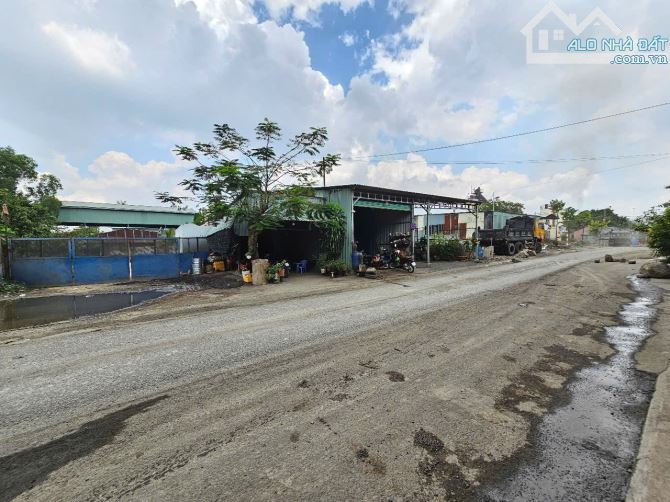 Đất kho xưởng gần ngã tư Bình Thung, phường Tân Đông Hiệp, thành phố Dĩ An. 14 tỷ - 4