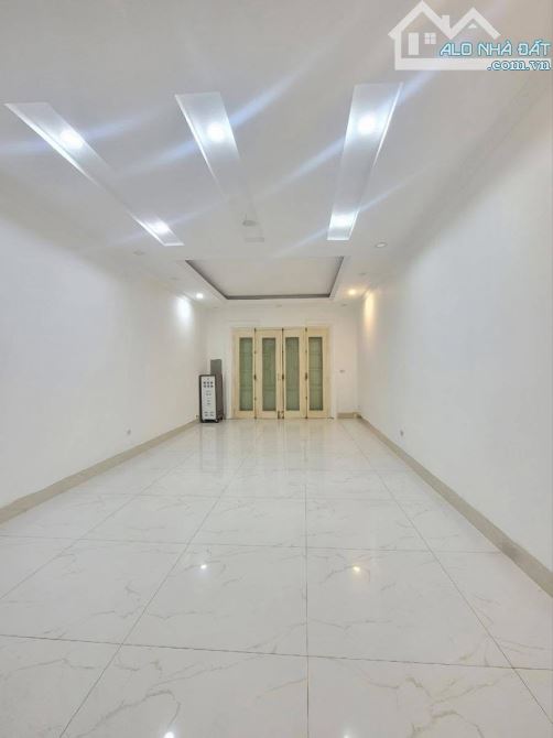 BÁN NHÀ PHÂN LÔ Tây Sơn, ô tô tránh, 7 tầng TM, dt 47 m2, 20.9 tỷ - 4