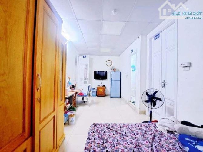 BÁN GẤP SIÊU PHẨM ĐỐNG ĐA Ô TÔ TRÁNH KD GIÁ TỐT - 4