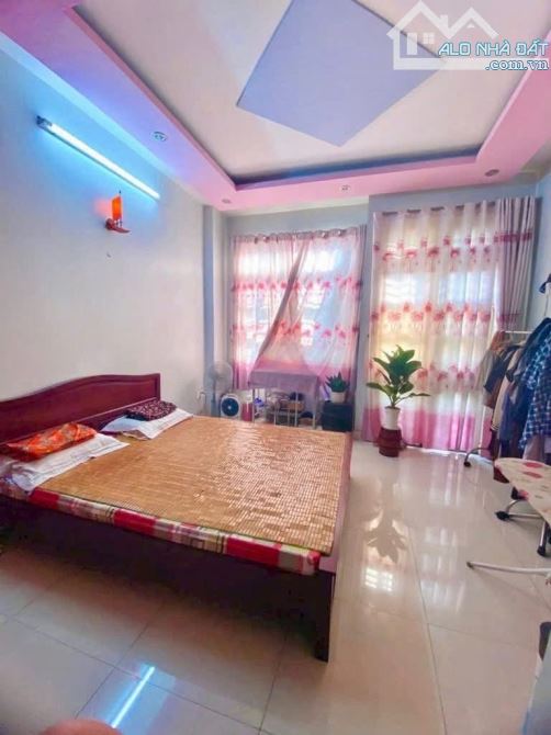 SIÊU PHẨM NHÀ PHỐ ĐẸP - NGAY EMART- HẺM OTO THÔNG - GIÁ CỰC TỐT. - 4