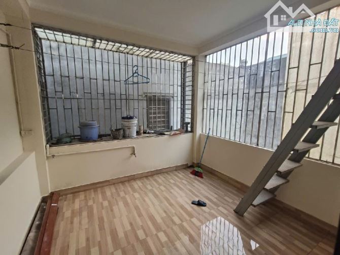 BÁN NHÀ NGỌC HỒI, HOÀNG MAI, Ô TÔ VF3 ĐỖ CỬA, 30M RA PHỐ, SD 46M2, 8.8TỶ(CTL) - 4