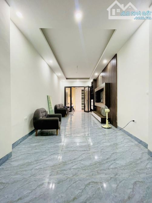 NHÀ MỚI 100% – 7.9 TỶ - 40M2 - 3.2M MT – GẦN HỒ – TRUNG TÂM HOÀNG MAI - 4