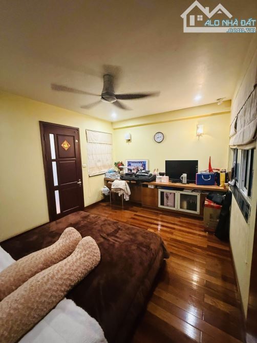 Nhà Đẹp Phân Lô Phố Trung Kính, 70m2 5 Tầng MT 5m, Vỉa Hè Ô Tô Tránh, Kinh Doanh, 32.8 Tỷ - 4
