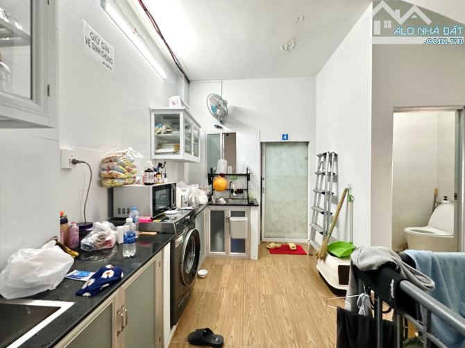 HẺM NHỰA 6M LÊ VĂN SỸ QUẬN 3 - DT: 4.4x17.5M - DÒNG TIỀN 60Tr - NHỈNH 13 TỶ. - 4