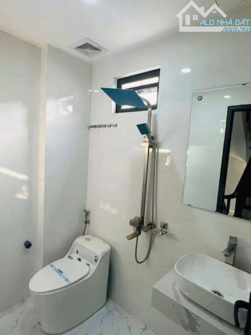 NHÀ MỚI THANH XUÂN SIÊU ĐẸP - Ở NGAY - 100M RA OTO TRÁNH - AN NINH TỐT - DT 41M2 GIÁ - 4