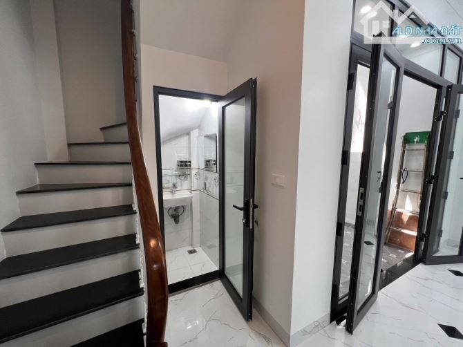 BÁN NHÀ PHỐ VỌNG, 10M RA MẶT PHỐ, THANG MÁY, DT 36M2, 8.9 TỶ - 4