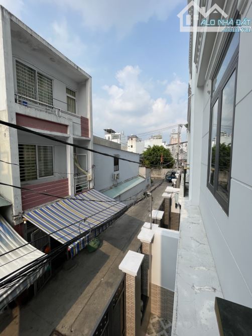 SIÊU PHẨM MỚI 100% – NGANG KHỦNG 5.7M – HƯƠNG LỘ 2 – GIÁ CHỈ 6.6 TỶ – NHÀ ĐẸP FULL NỘI THẤ - 4