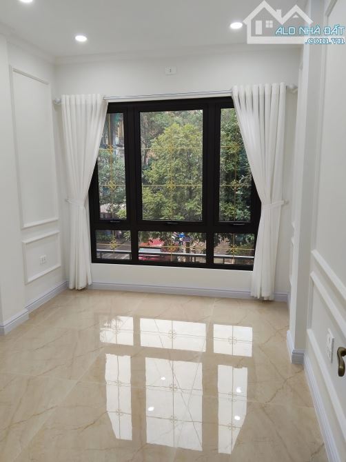 MẶT PHỐ CẦU GIẤY 45M2, 6 TẦNG THANG MÁY, 2 MẶT THOÁNG, ĐOẠN ĐẸP NHẤT, GIÁ CHỈ 28.8 TỶ - 4