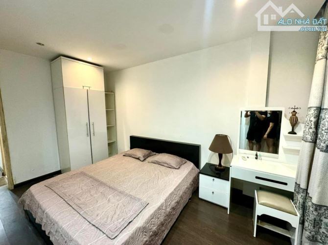 Nhà đẹp Thái Thịnh - Đống Đa. Dt 50m, 5 tầng, mặt tiền 3.5m. Giá 15.7 tỷ (còn thương lượng - 4
