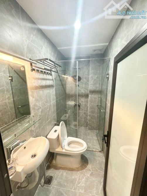 MẶT PHỐ TƯƠNG LAI - NHÀ ĐẸP MẶT NGÕ ĐƯỜNG LÁNG - VỊ TRÍ ĐẮC ĐỊA NHẤT KHU VỰC - 4