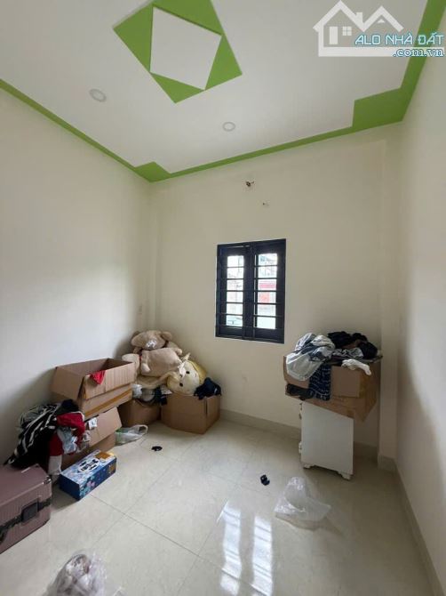 Bán nhà HXT Chiến Lược, Bình Tân, 56m² - 3 tầng, nở hậu, sát mặt tiền, chỉ nhỉnh 5 tỷ - 4