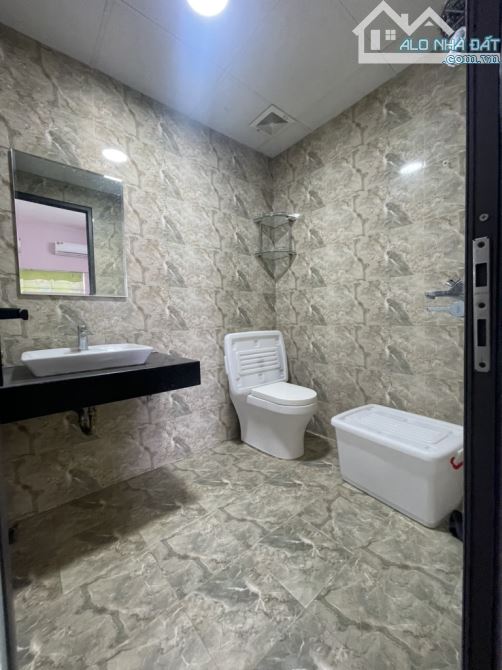 BÁN CĂN HỘ CHUNG CƯ 3PN – 126M² – LÔ GÓC 3 THOÁNG – VIEW MẶT PHỐ LĨNH NAM – GIÁ 6 TỶ - 4