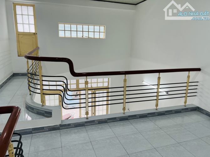 Cần bán 2 căn nhà liền kề gác lửng đường lê độ - 4