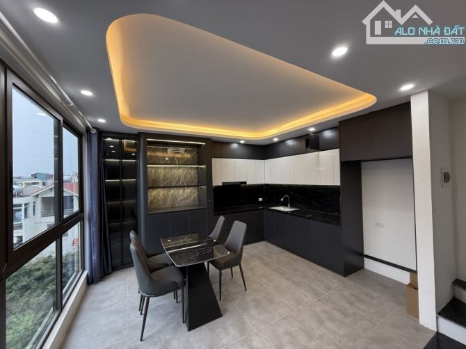 Bán nhà Gia Thụy, 46m2 x 6 tầng x thang máy x full nội thất, view sân bay, bãi ô tô ở gần, - 4