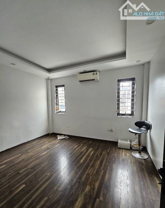 Cực phẩm nhà đệp ở ngày Nguyễn Chí Thanh Đống Đa Sổ 40m, 6 tầng MT4m1 Giá 17 tỷ Ô Tô tránh - 4
