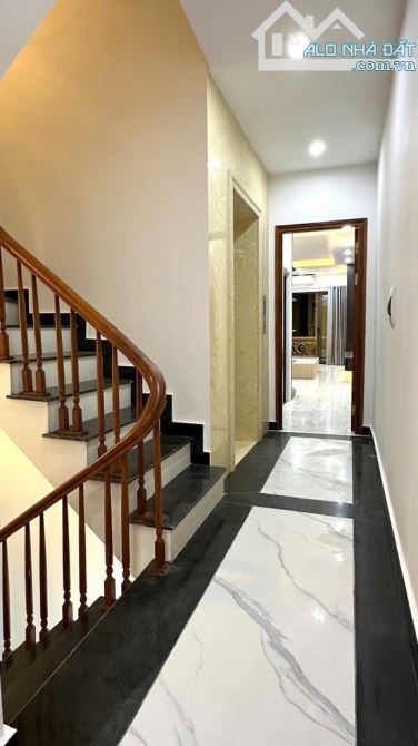 Nhà mới tinh Kim Đồng-Giáp Bát. Gara ô tô, thang máy NK, nội thất cao cấp. Ở sướng - 5