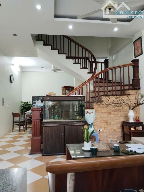 BÁN NHÀ BỒ ĐỀ -DÂN XÂY Ô TỖ CỬA Ô TÔ VÀO NHÀ-GIÁ 13 TỶ NHỈNH - 5