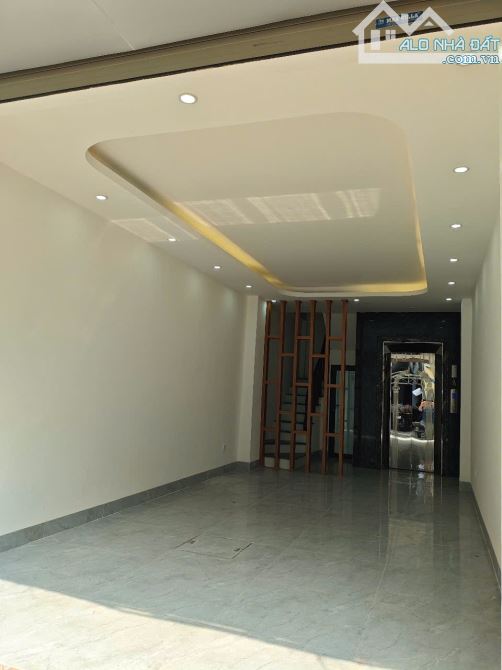 Bán Nhà Mặt Ngõ Ô Tô 101 Phố Trạm, Thang Máy, Ngõ Thông DT: 41m/7 Tầng/12 Tỷ - 5