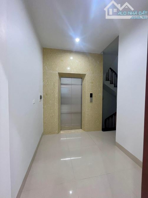 Chính chủ cho thuê nhà 7 Tầng cạnh E/ONE hà đông - 5