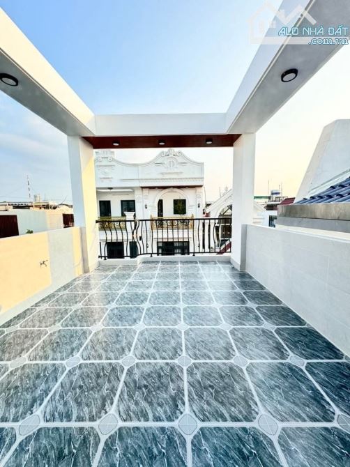 CẦN BÁN NHÀ  HẺM ÔTÔ 5M. HƯƠNG LỘ 2. DT. 70M2. 3 TẦNG KIÊN CỐ – GIÁ CHỈ 5.8 TỶ - 5