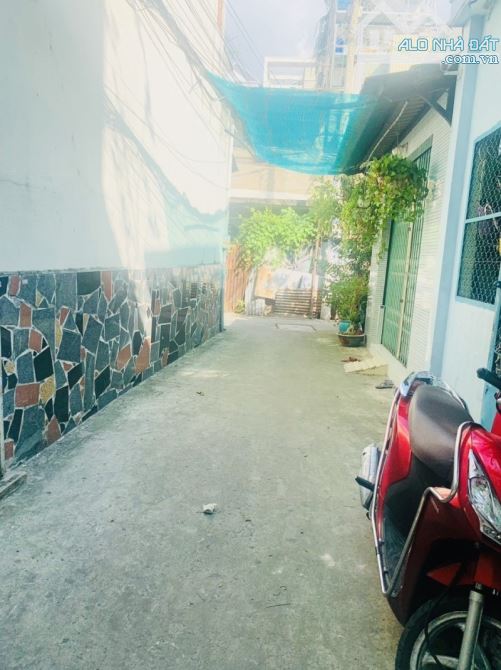 🌹 DT 65M2, H154 ÂU DƯƠNG LÁN, P3, QUẬN 8. CÓ SÂN RỘNG. KHU VỰC YÊN TĨNH.CHỈ 4.7 TỶ - 5