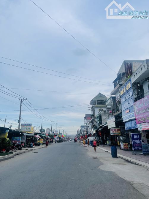 Bán mặt bằng kinh doanh Mặt tiền chợ 434 Thuận An 250m2 Chỉ 11 Tỷ 500 - 5
