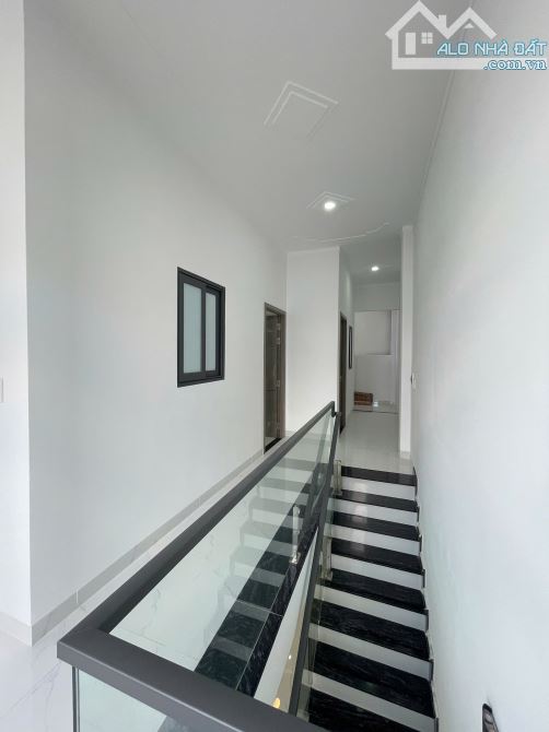 NHÀ LẦU HIỆN ĐẠI PHƯỜNG TÂN TRIỀU - 5