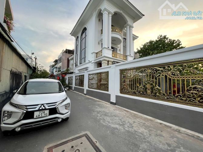Bán Biệt Thự 1T2L góc 2 Mặt Tiền đường xe hơi tránh nhau Tăng Nhơn Phú A, Quận 9 - 5