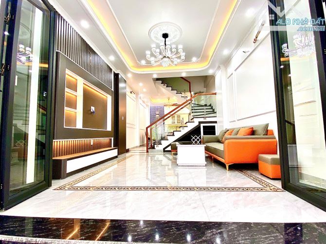 Bán nhà 4 tầng 56m2 Khúc Thừa Dụ, Lê Chân. Giá 3,99 tỷ - 5