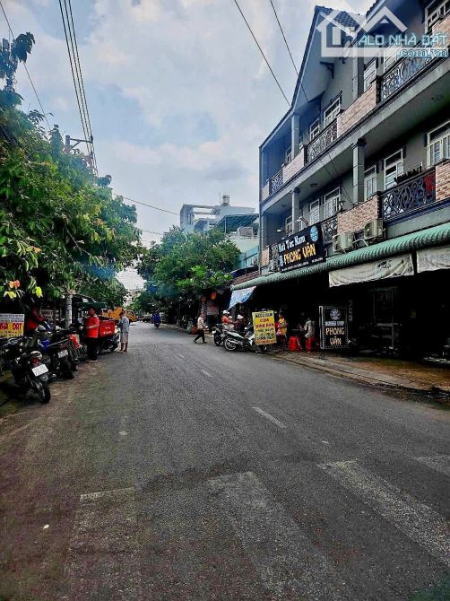 BÁN NHÀ LÊ VĂN QUỚI _ VUÔNG A4 _ HẺM XE HƠI TỚI CỬA _ 50M2 _ 4 TẦNG ĐÚC GIÁ 3,95 TỶ. - 5