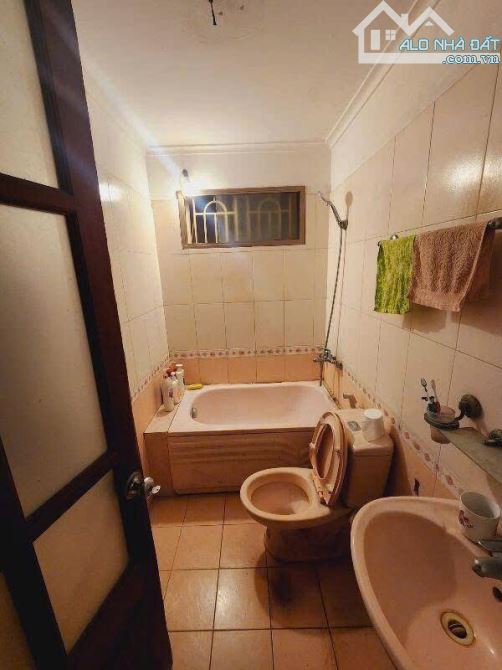 Bán Nhà Đẹp Phố Chùa Láng 4 Tầng Phân Lô Ô Tô Tránh Kinh Doanh Sầm Uất Nhỉnh 15 Tỷ - 5