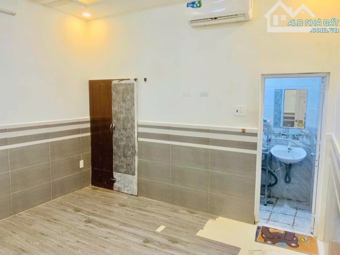 Bán tòa nhà mặt tiền Phạm Văn Chiêu, 6 tầng, 10m x 45m, dòng tiền 3 tỷ.năm, vuông đẹp - 5