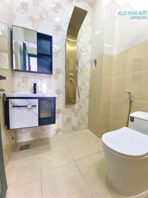Bán nhà Thành Thái, Quận 10 giá: 3 TỶ 360TR tỷ/65,8m2, sổ riêng, kinh doanh sầm uất - 5