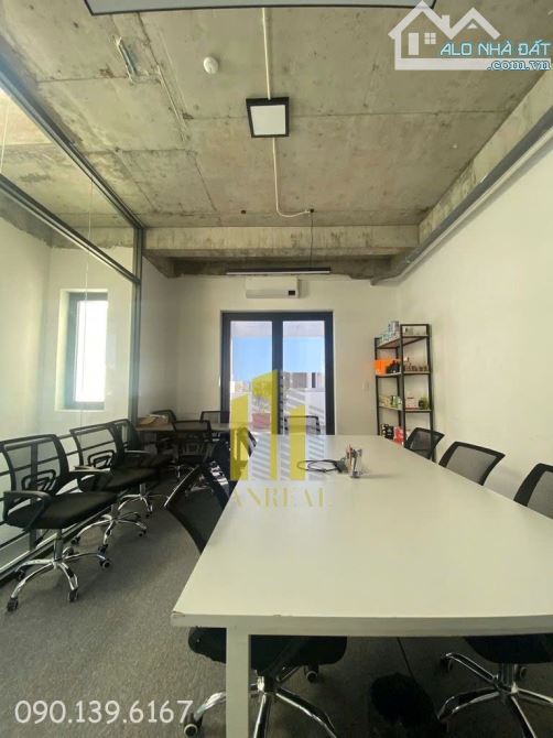 CHO THUÊ VĂN PHÒNG CÓ SẴN NỘI THẤT HẦM 4 LẦU GIÁ 55 TRIỆU - 5
